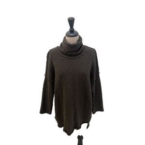 And The Why Women's Turtle Neck Exposed Seam Textured Knit Sweater Black S/M